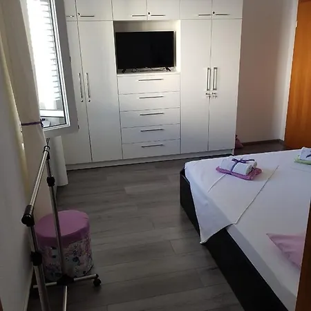 게스트하우스 Guesthouse Batinic 마카르스카